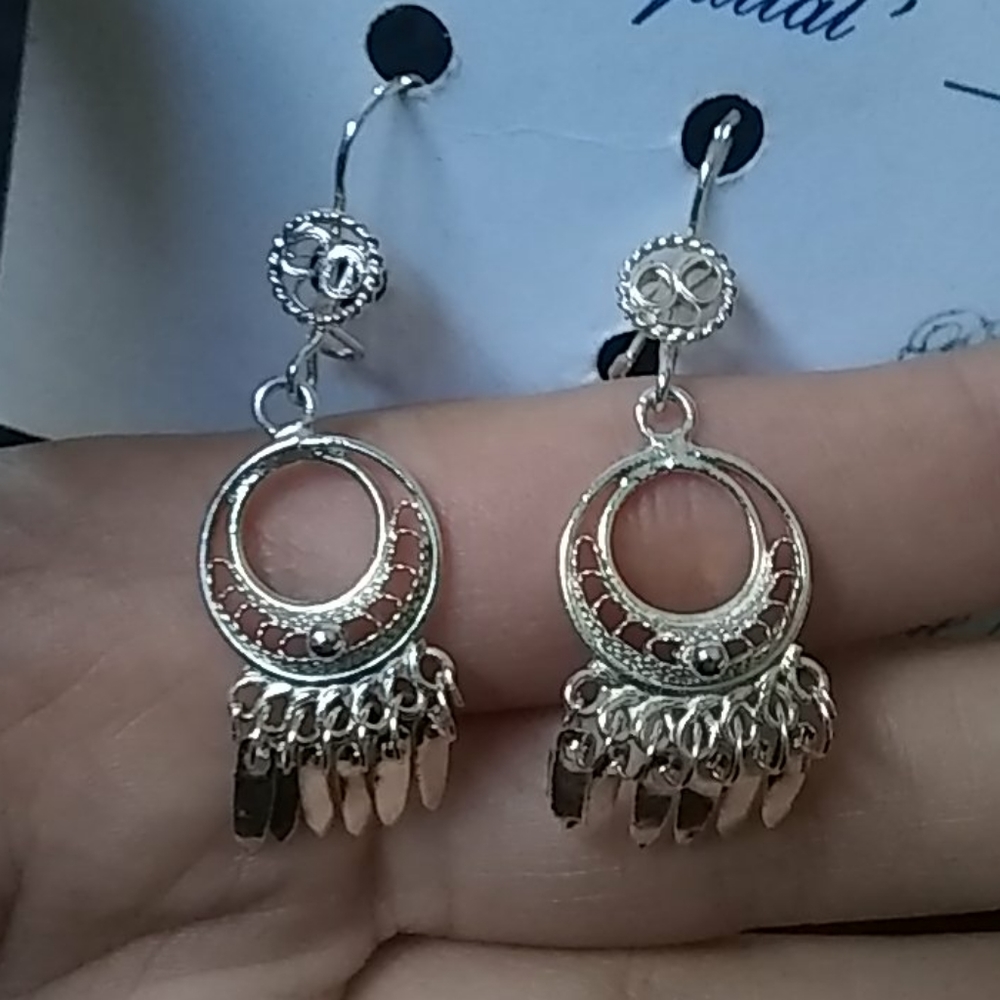 Beautiful Solid Silver Finely Crafted Earrings - image 4